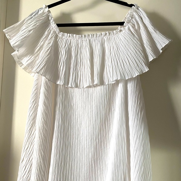 Zara Dresses & Skirts - ZARA white off the shoulder dress